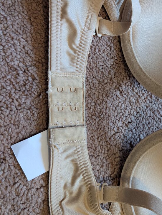 Maidenform Bra 36C Convertible Straps. New with tags. - Picture 6 of 6